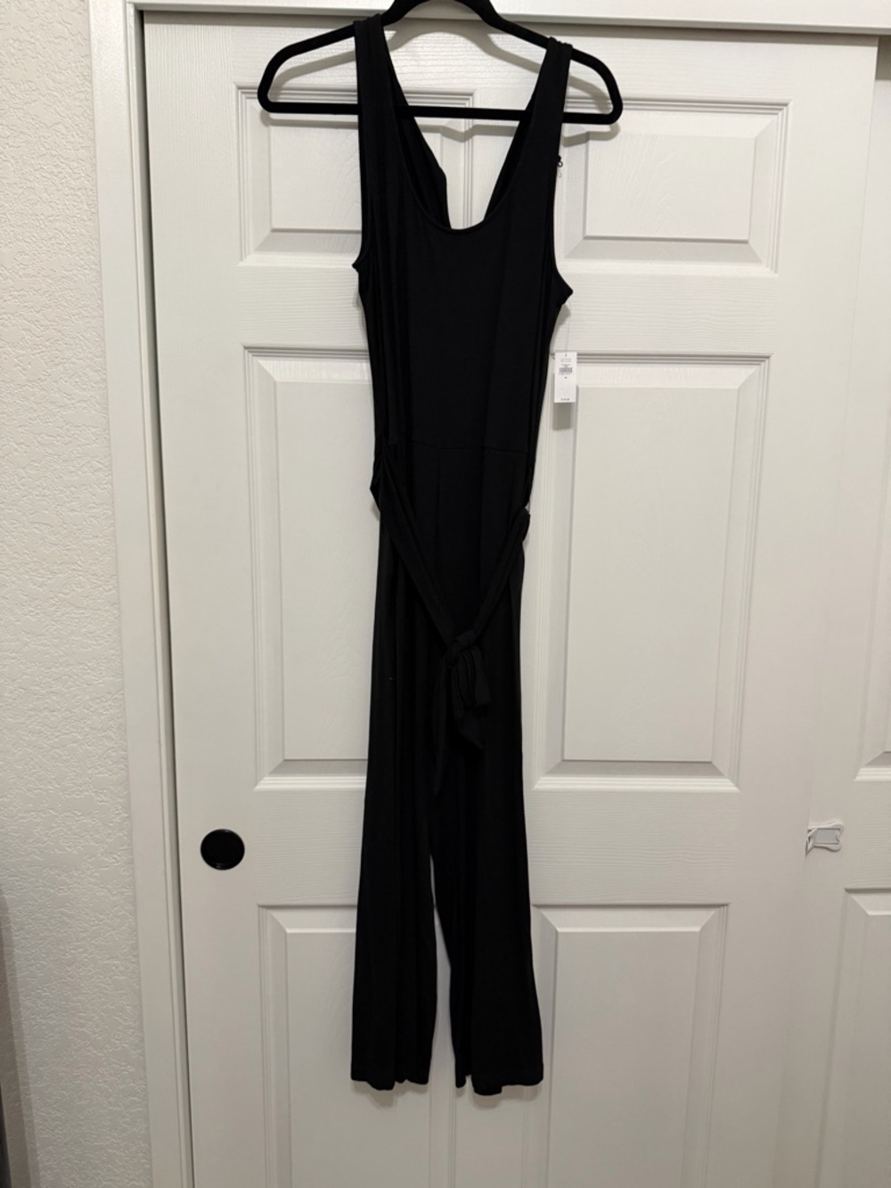 Old Navy Black Sleeveless Tie-Waist Jumpsuit